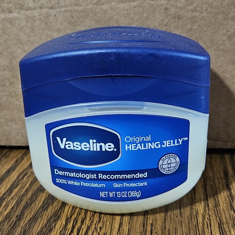 VASELINE 100% White Petrolatum Original Healing Jelly-13 oz-Skin Protectant-NEW